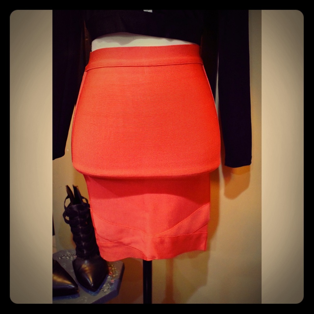Pencil Skirt / Peach / Coral